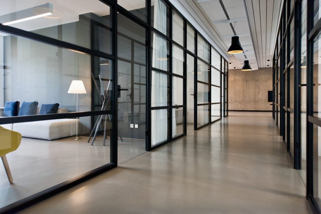 Commercial Glass Installation Services in Los Angeles