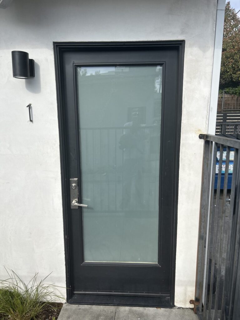 Residential door installation los angeles